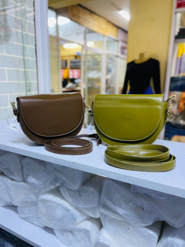 New Premium Oval Saddle Bag - Image 2